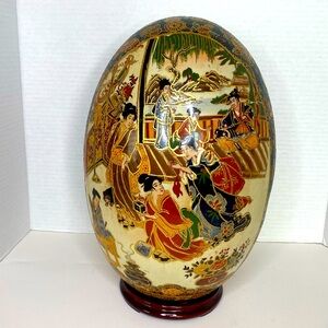 Vtg Japanese Satsuma Large Porcelain Decorative Egg Hand Painted Moriage Gilding